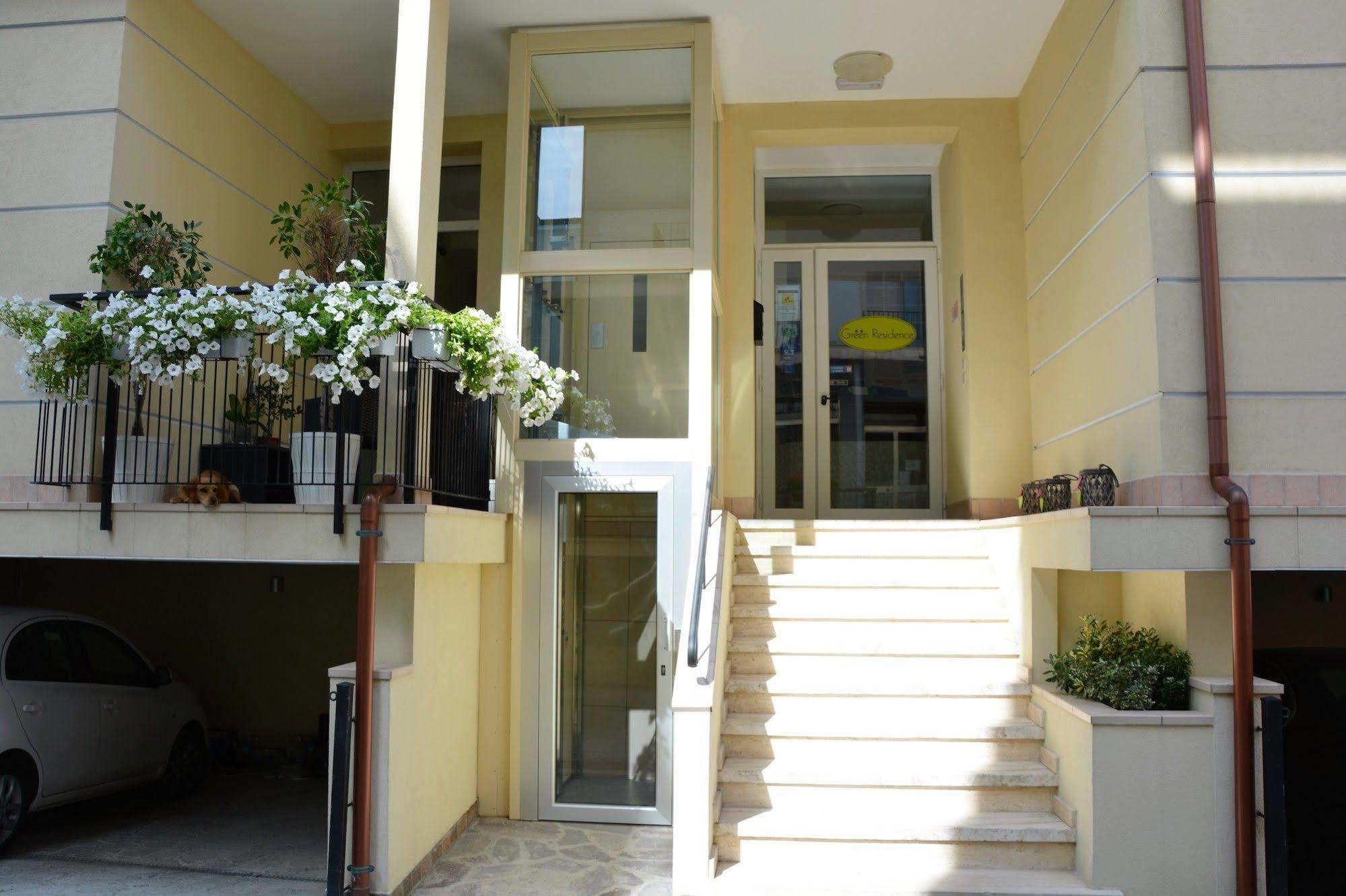 Green Residence Rimini Exterior foto